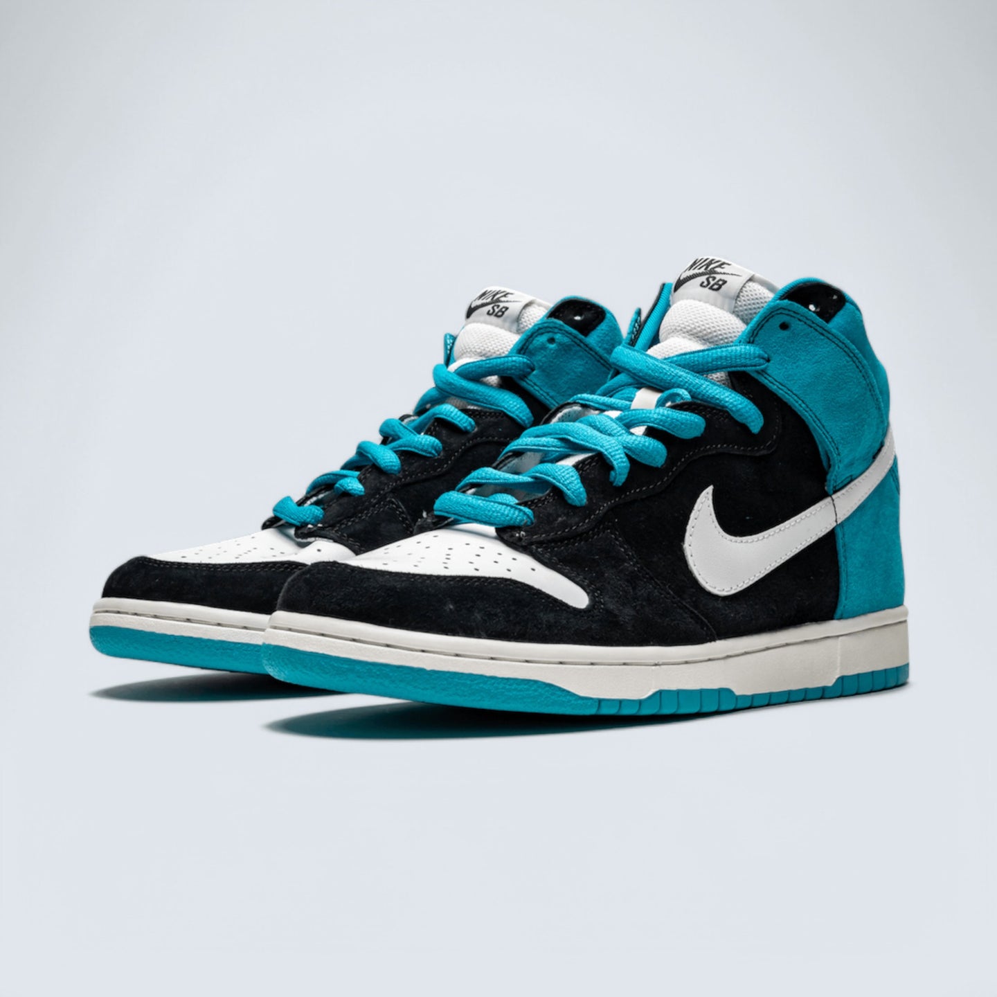 Nike SB Dunk High 'Send Help'