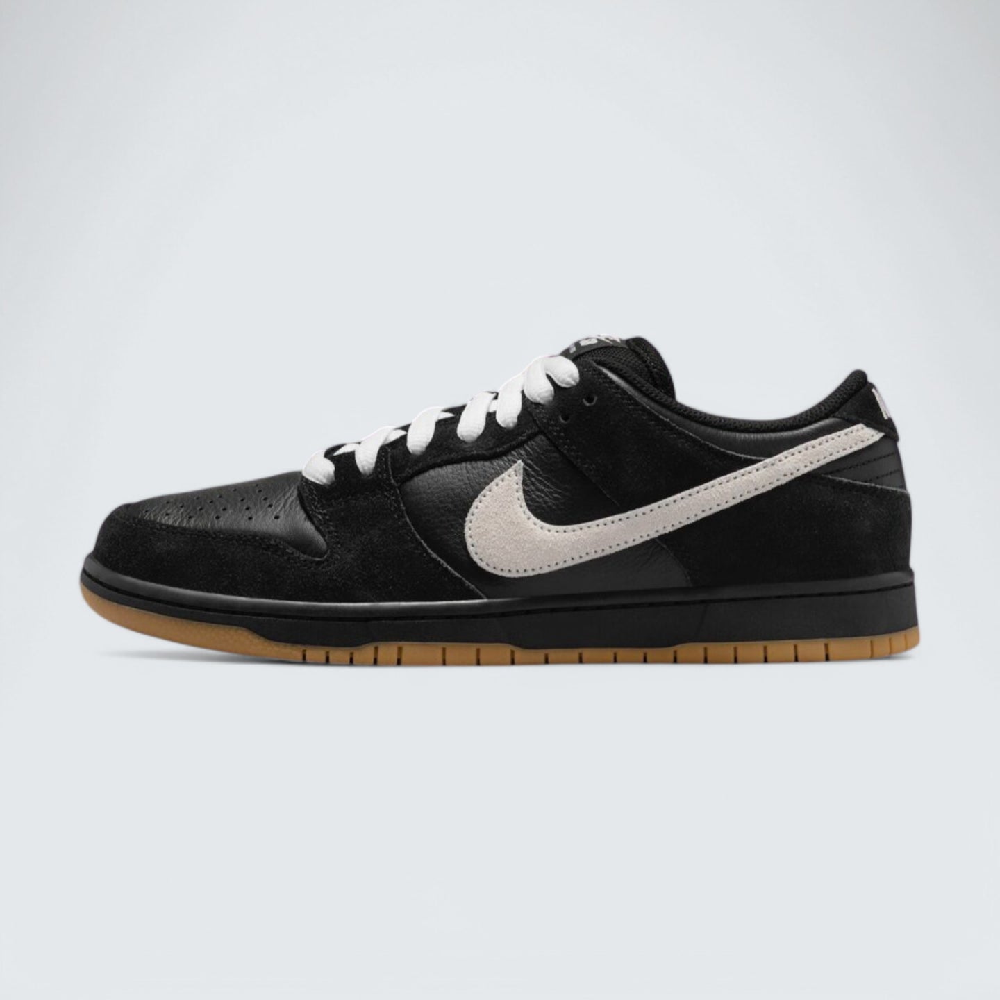 SB Dunk Low Pro 'Black White Gum'