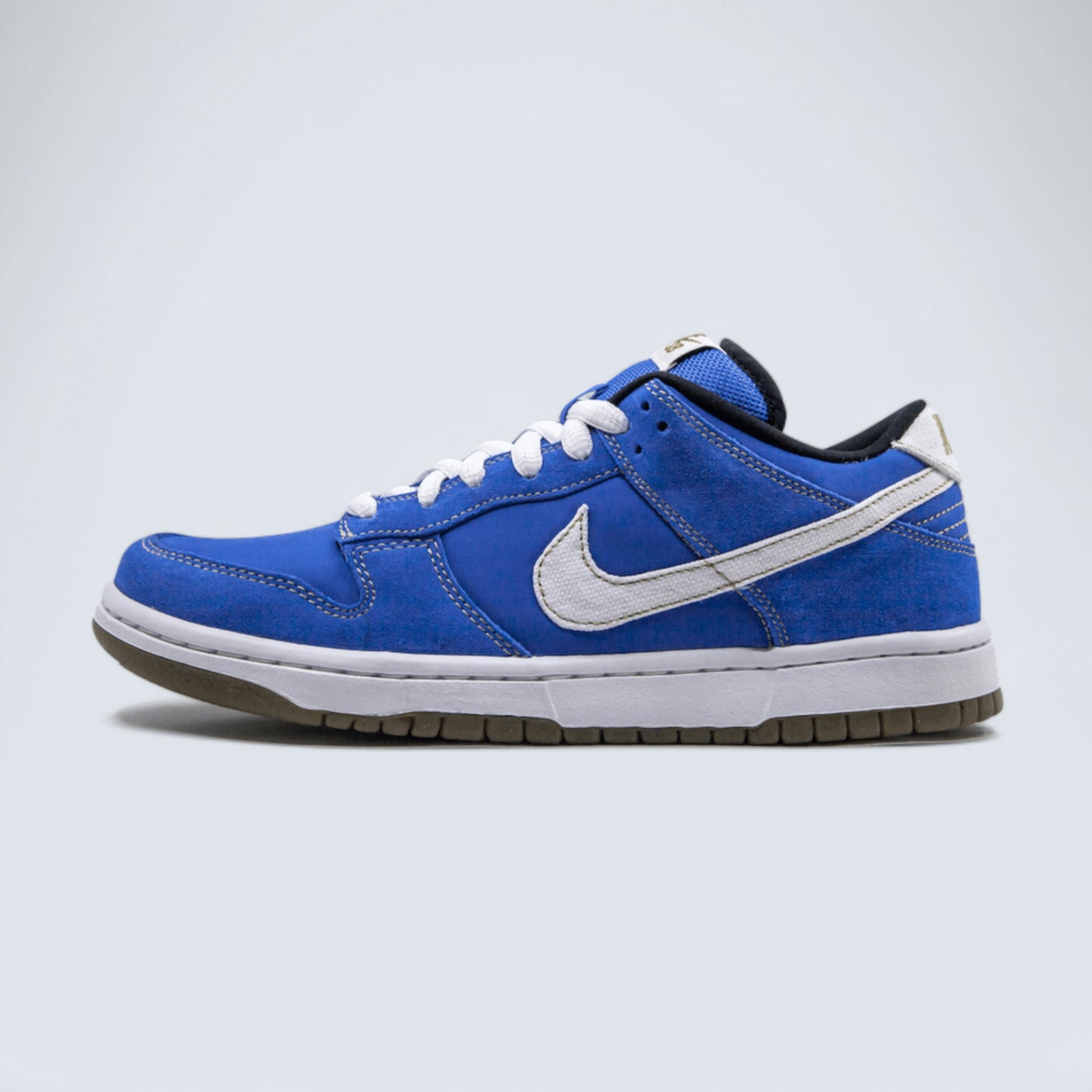 Nike SB Dunk Low 'Chun Li'
