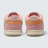 SB Dunk Low 'Red Stardust'