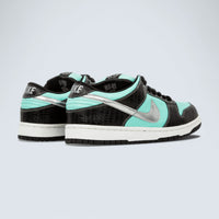 Nike SB Dunk Low 'Diamond Supply Co. 'Tiffany''