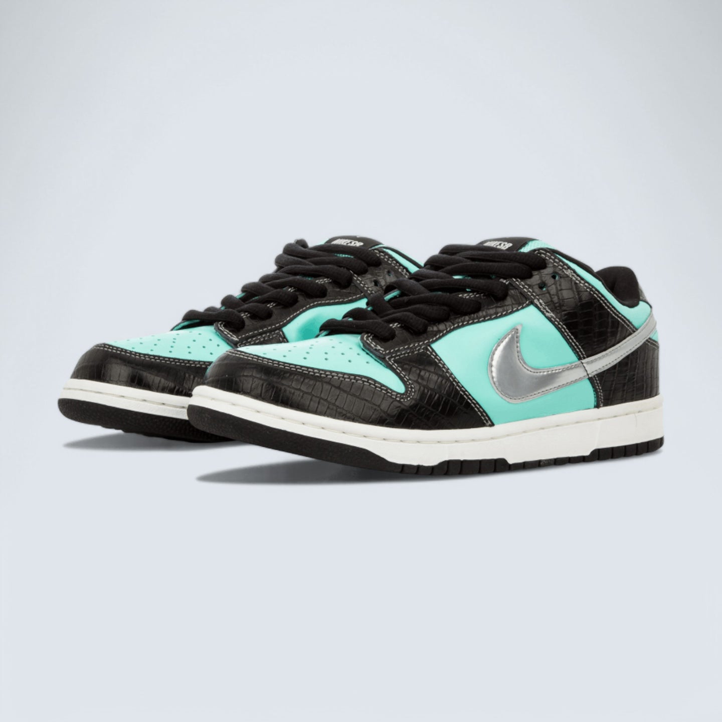 Nike SB Dunk Low 'Diamond Supply Co. 'Tiffany''
