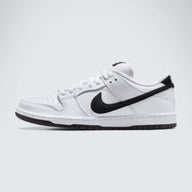 SB Dunk Low Pro 'White and Black'