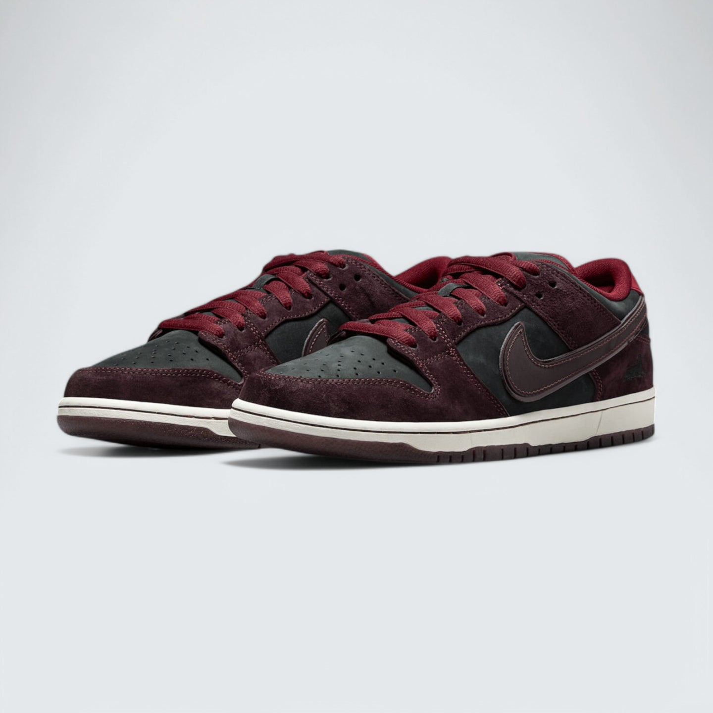 SB Dunk Low 'Riot Skateshop'