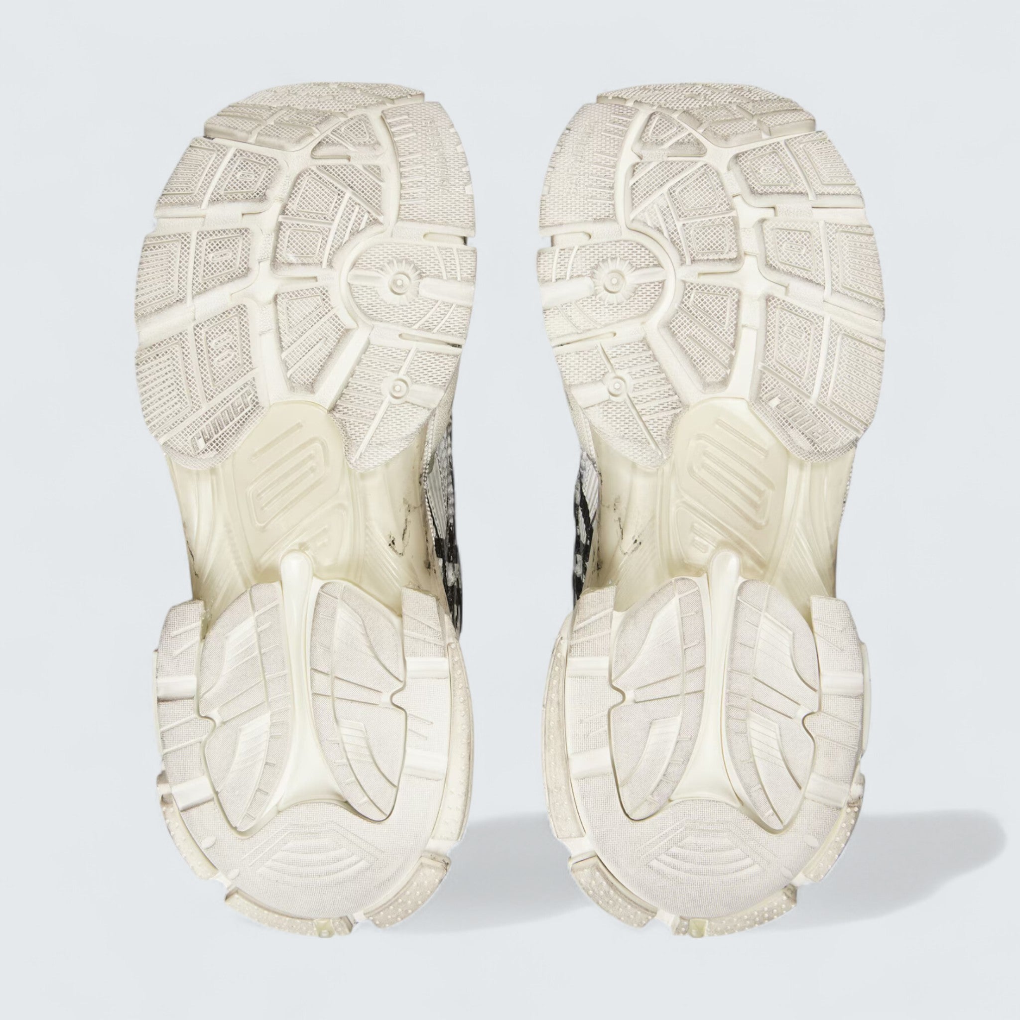 Runner Graffiti Sneaker in White and Black Mesh and Nylon