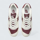 550 'Sea Salt Classic Crimson'