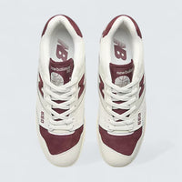 550 'Sea Salt Classic Crimson'