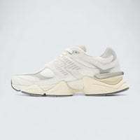 9060 'Sea Salt Concrete Silver Metallic'