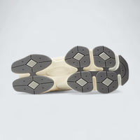 9060 'Sea Salt Concrete Silver Metallic'
