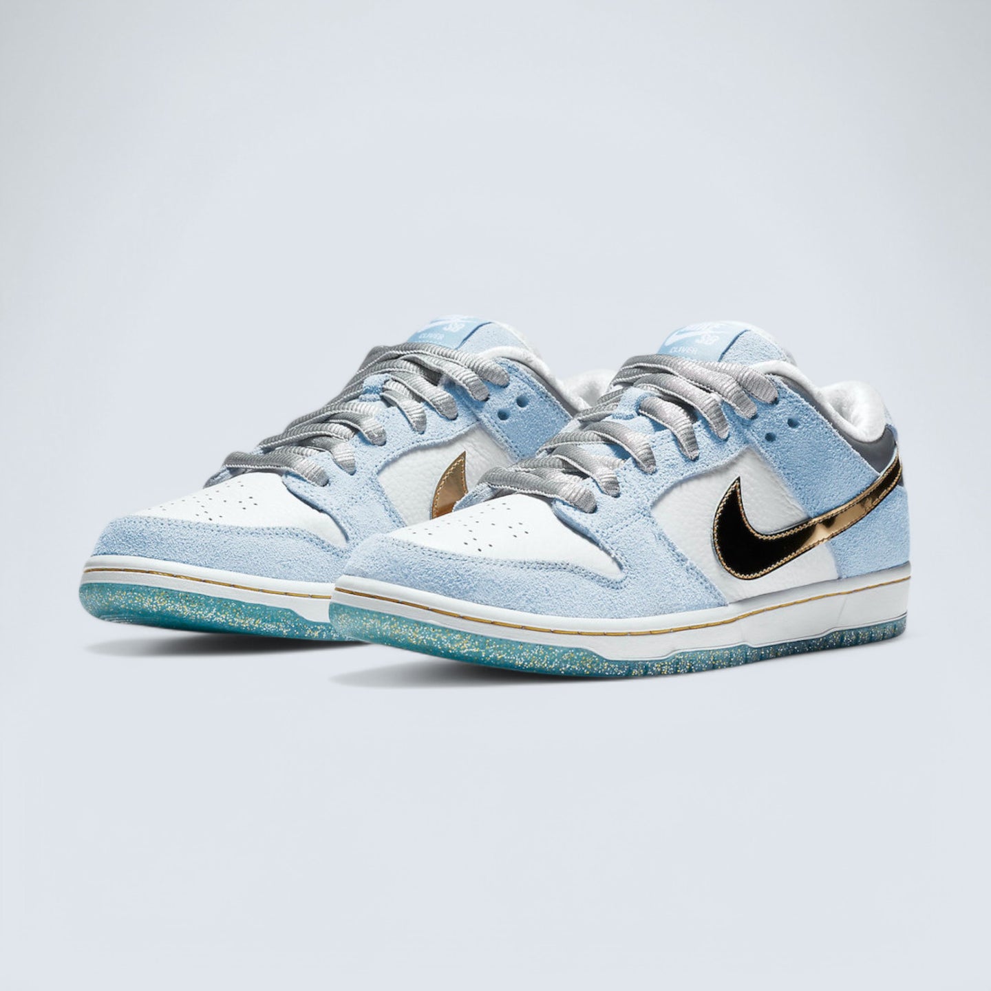 Nike SB Dunk Low 'Holiday Special'
