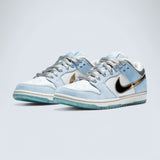 Nike SB Dunk Low 'Holiday Special'