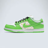 Nike x Supreme SB Dunk 'Mean Green'