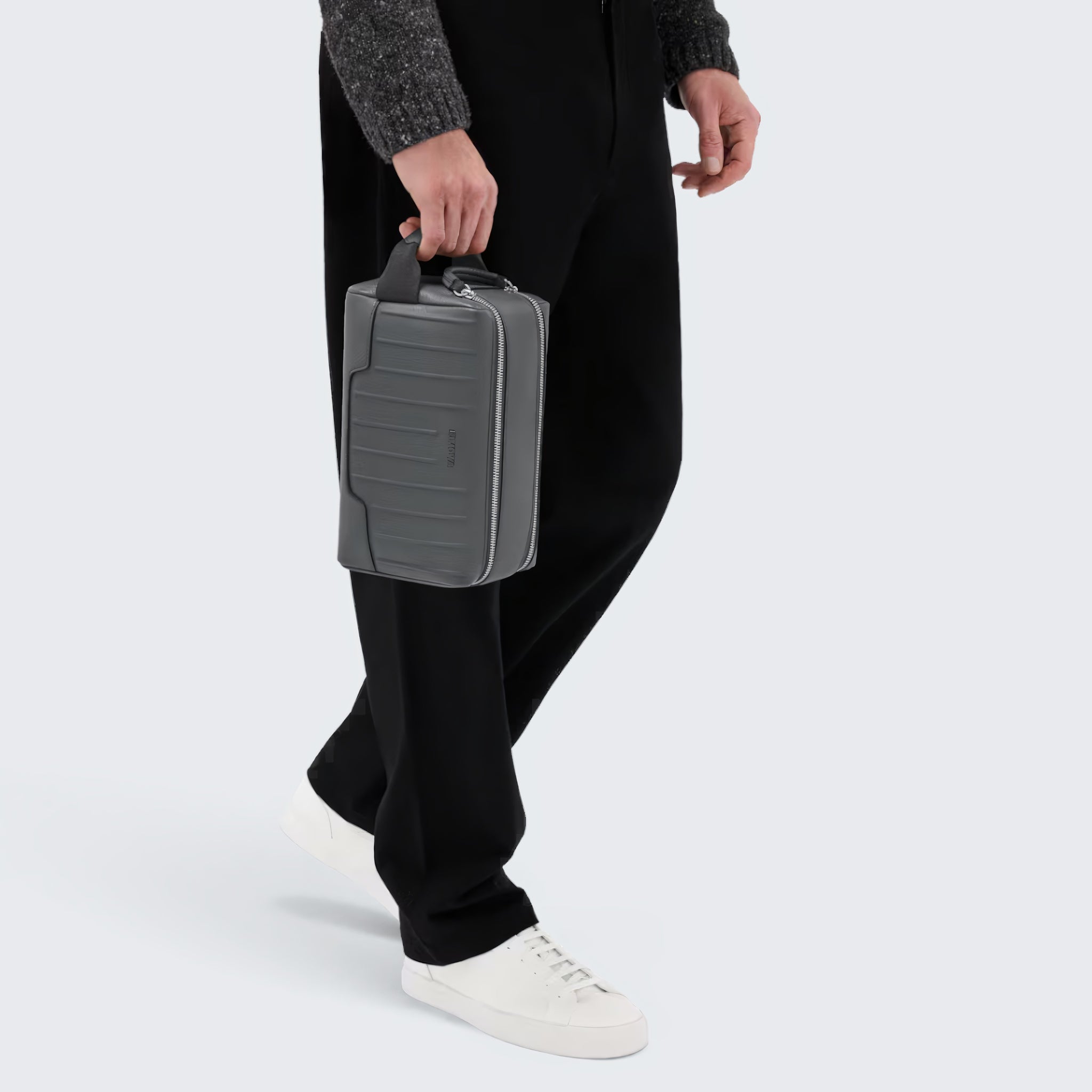 Never Still - Leather Toiletry Bag