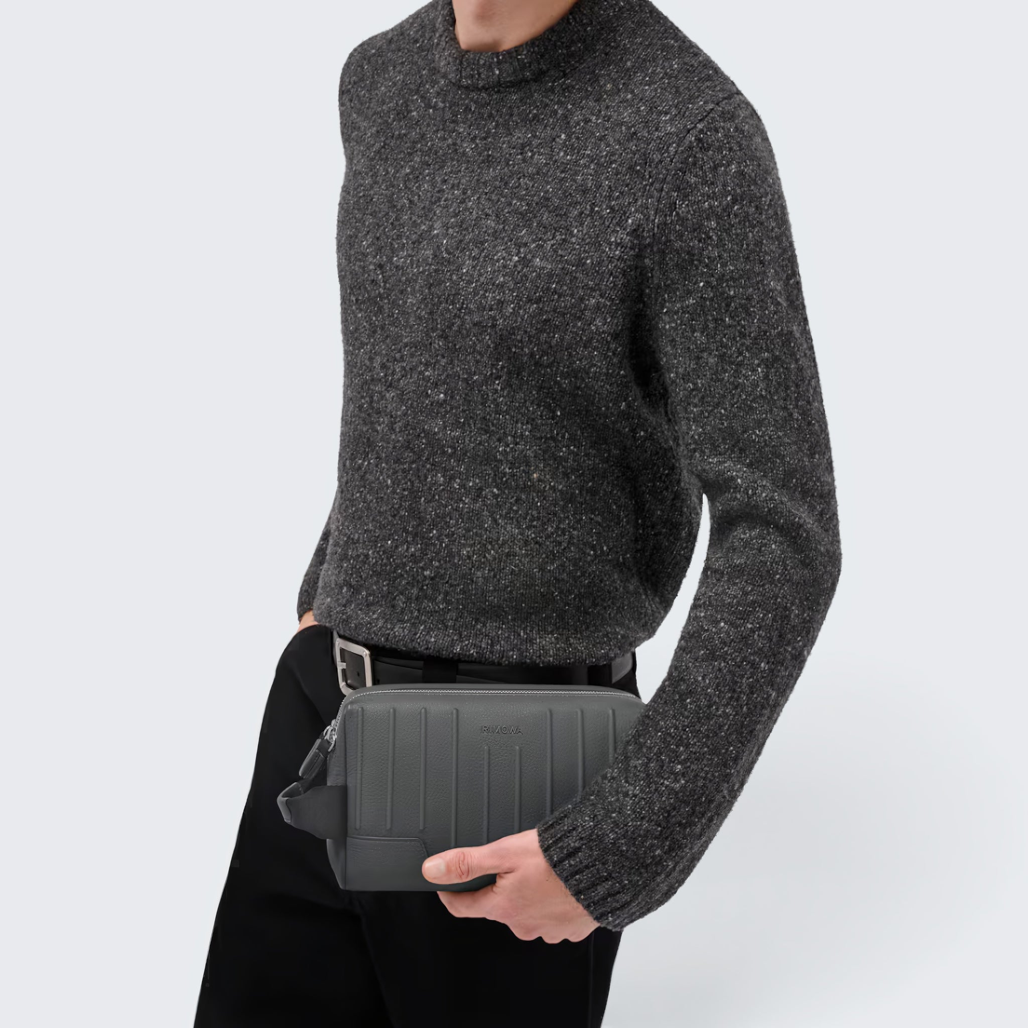 Never Still - Leather Toiletry Bag