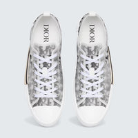 B23 League Low-Top Sneaker