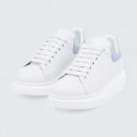Oversized Sneaker in White Shirting Blue
