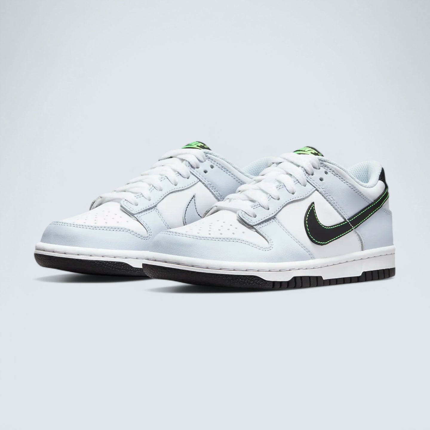 Nike Dunk Low GS 'Grey Green Strike'