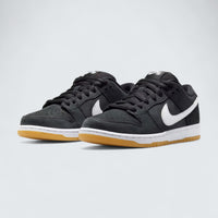 SB Dunk Low 'Black Gum'