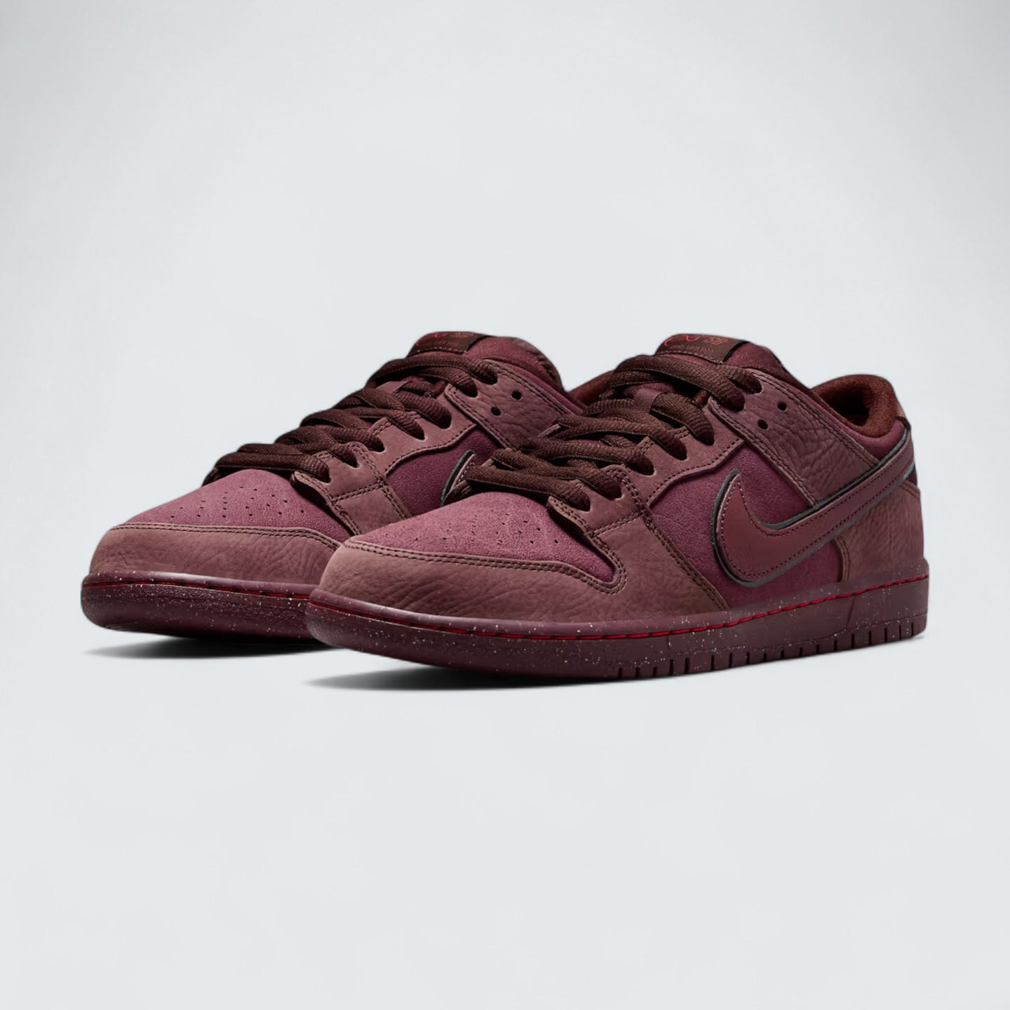 SB Dunk Low 'Valentine’s Day'
