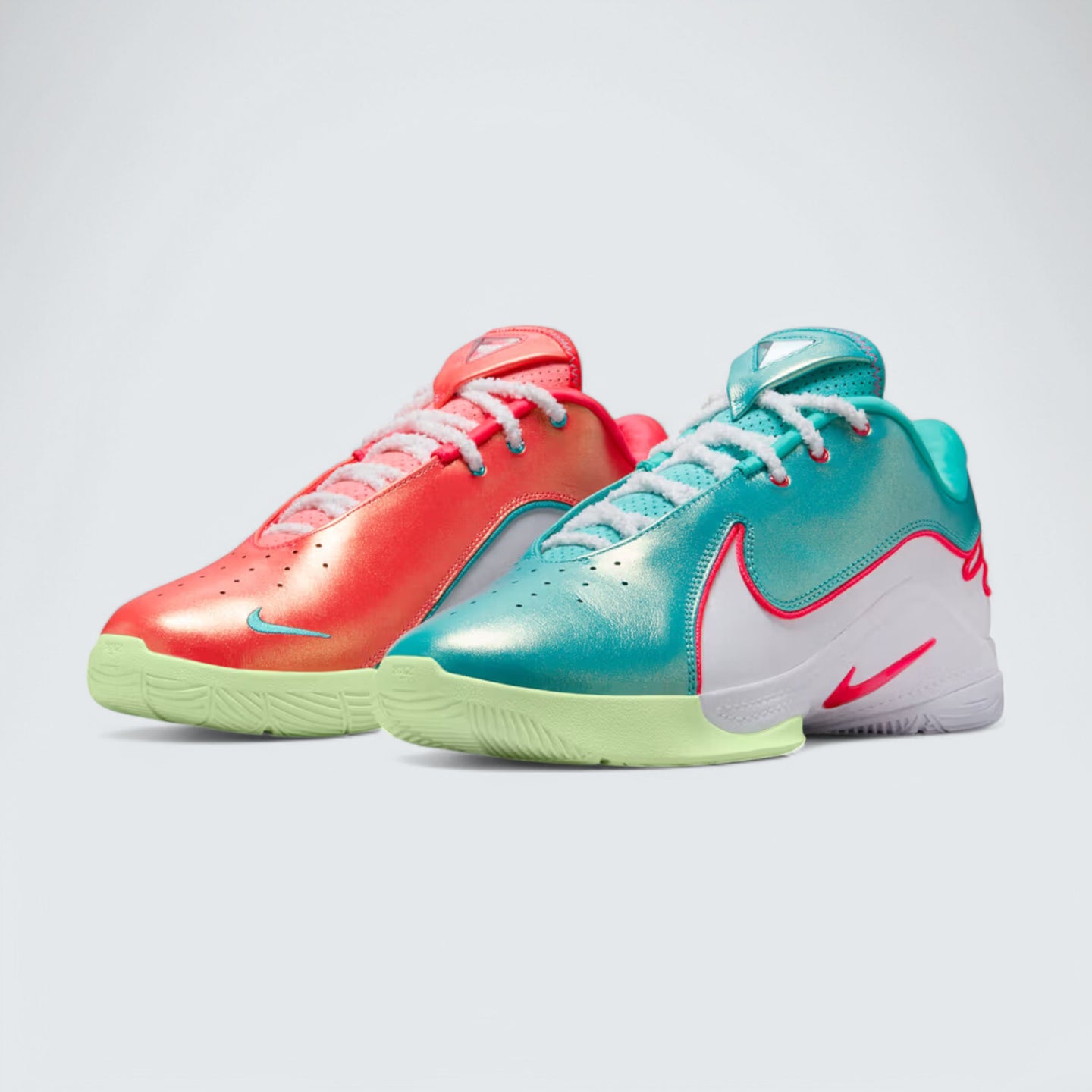 LeBron 22 'Christmas'
