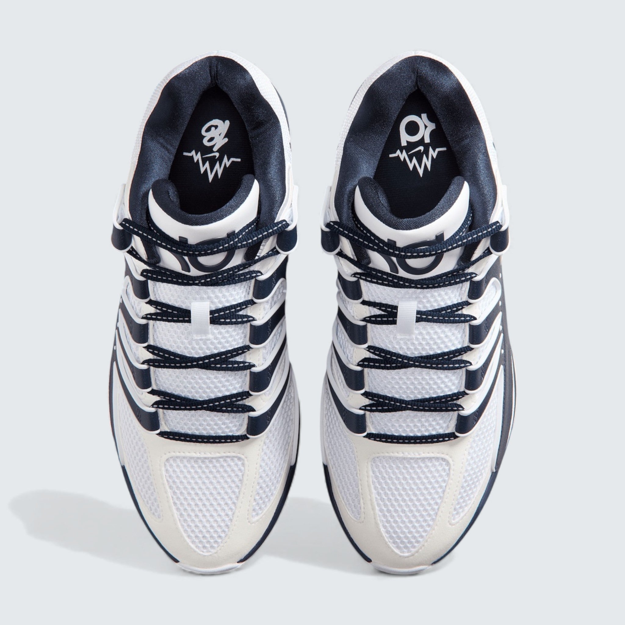 KD 18 ’White/Navy’